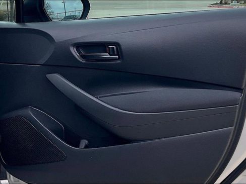 Used 2022 Toyota Corolla LE image 23