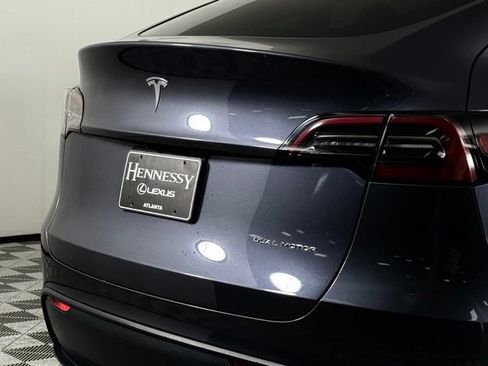 Used 2023 Tesla Model Y Long Range AWD/4WD image 14