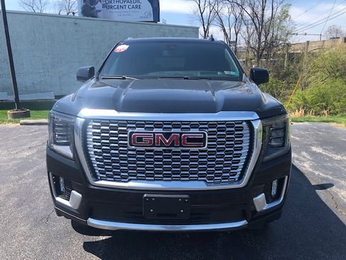 Used 2022 GMC Yukon XL Denali image 8