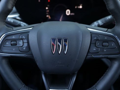 Used 2024 Buick Envista Preferred w/ Convenience I Package image 10