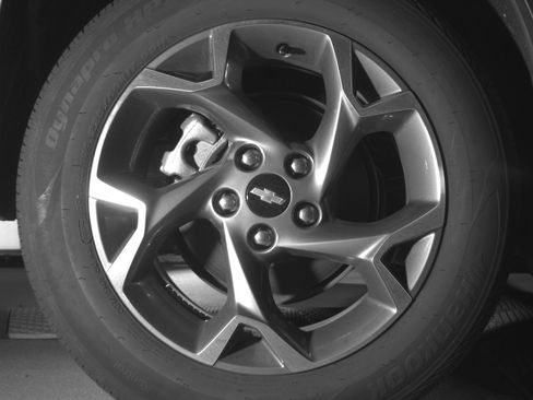 Used 2025 Chevrolet Trax LT w/ LT Convenience Package image 15