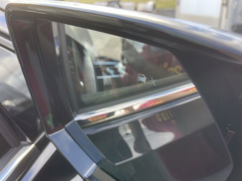 New 2026 Chevrolet Suburban Premier image 35