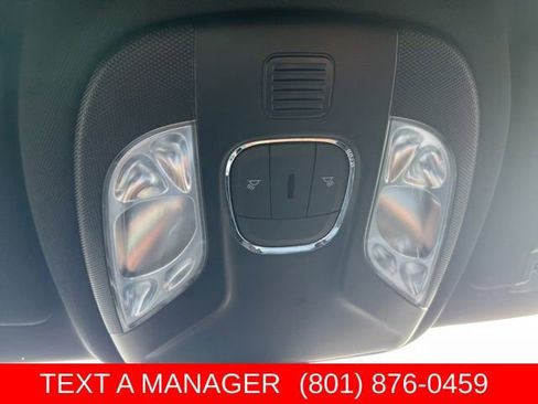 Used 2024 Jeep Compass Latitude AWD/4WD image 27