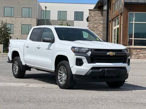 Used 2023 Chevrolet Colorado LT w/ LT Convenience Package II AWD/4WD image 1