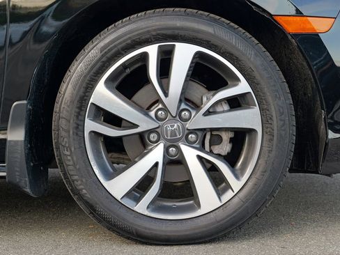 Used 2023 Honda Odyssey Touring image 12