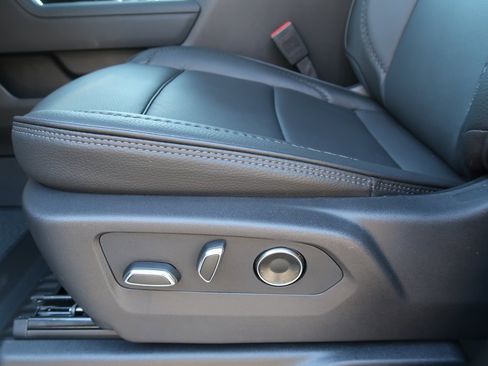 New 2026 GMC Sierra 3500 Denali w/ Denali Reserve Package image 8