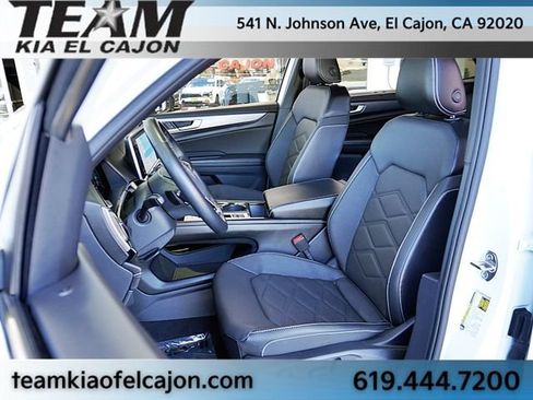 Used 2024 Volkswagen Atlas Cross Sport SE FWD image 15