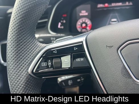 Used 2025 Audi S6 Prestige image 25