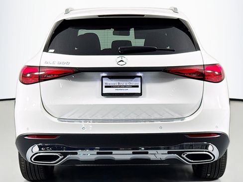 New 2026 Mercedes-Benz GLC 300 image 3