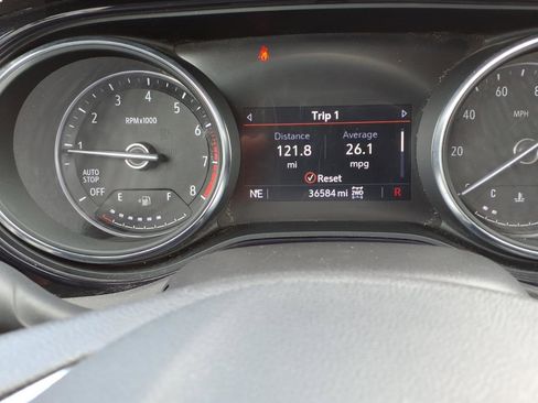 Used 2021 Buick Encore GX Select w/ Sport Touring Package image 24