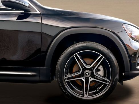 Used 2024 Mercedes-Benz GLB 250 image 13