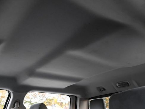 Used 2016 RAM 3500 SLT w/ Cold Weather Group image 28