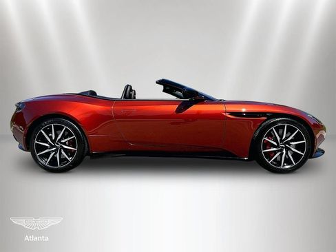 Used 2021 Aston Martin DB11 Volante RWD image 6
