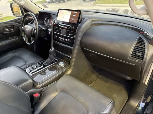 Used 2024 INFINITI QX80 Luxe image 14