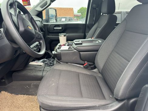 Used 2024 Chevrolet Silverado 2500 Custom w/ Custom Convenience Package AWD/4WD image 7