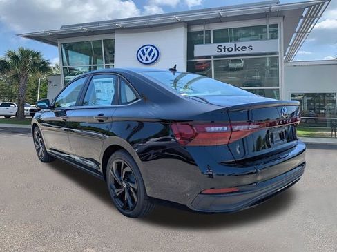 New 2026 Volkswagen Jetta SE FWD image 6
