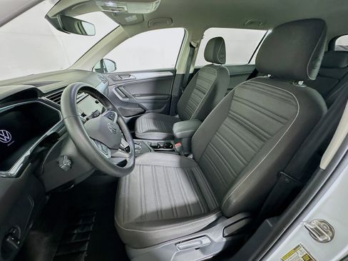 Used 2024 Volkswagen Tiguan S image 13