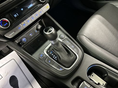 Used 2023 Hyundai Kona Limited AWD/4WD image 18