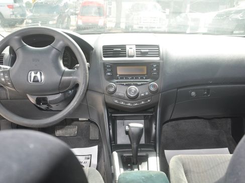Used 2004 Honda Accord LX image 12