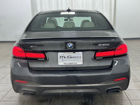 Used 2023 BMW 540i xDrive w/ M Sport Package image 4