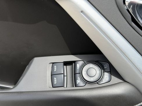 Used 2017 Chevrolet Camaro SS RWD image 20