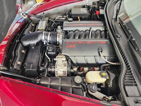 Used 2007 Chevrolet Corvette Coupe w/ Preferred Equipment Group RWD image 29