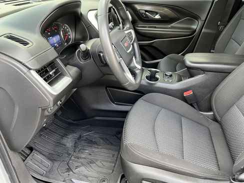 Used 2022 GMC Terrain SLE w/ Driver Convenience Package image 15