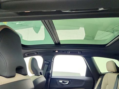 New 2026 Volvo XC60 B5 Plus w/ Protection Package Premier image 22