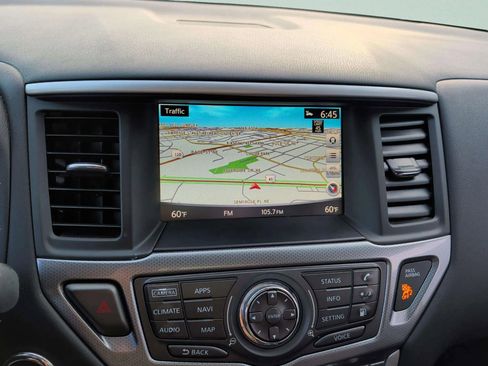 Used 2020 Nissan Pathfinder SL image 26