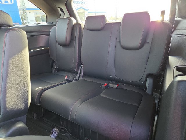 Used 2024 Honda Odyssey Sport image 12