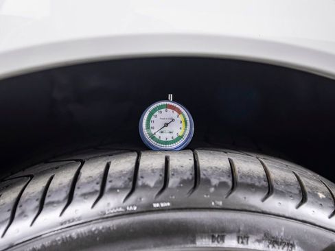 Used 2023 Porsche Cayenne image 47