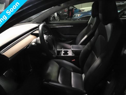 Used 2022 Tesla Model 3 Performance image 7