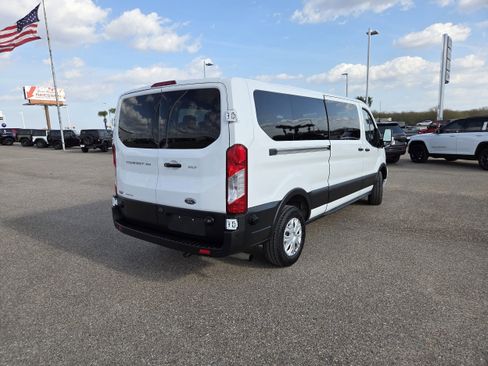 Used 2024 Ford Transit 350 XLT image 7