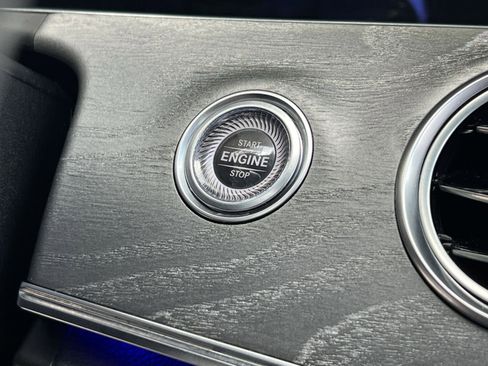 Certified 2021 Mercedes-Benz E 350 4MATIC Sedan w/ Premium Package image 31