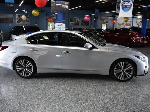 Used 2019 INFINITI Q50 Signature Edition AWD/4WD image 4