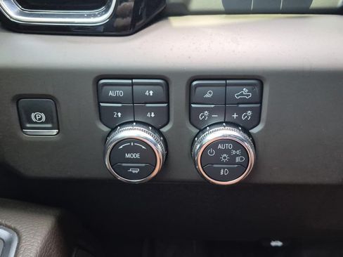 Certified 2025 GMC Sierra 1500 Denali w/ Denali Reserve Package AWD/4WD image 21