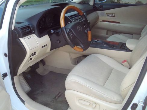Used 2011 Lexus RX 350 2WD w/ Premium Pkg image 11