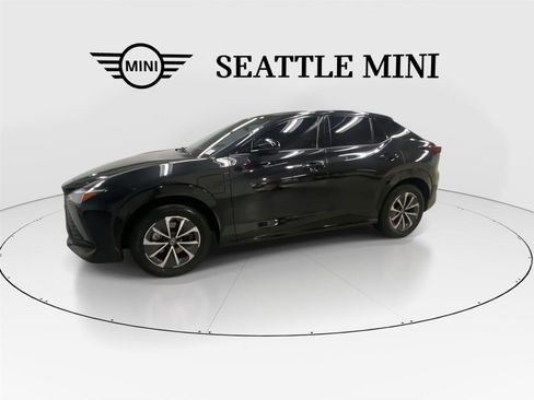 Used 2024 Lexus RZ 450e Premium w/ Accessory Package (Z1) AWD/4WD image 6
