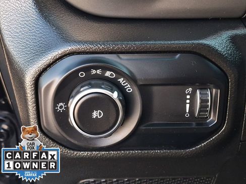 Used 2023 Jeep Wrangler Sport S image 22