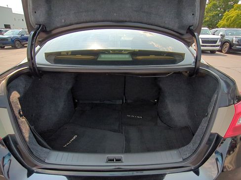 Used 2017 Nissan Sentra S image 28