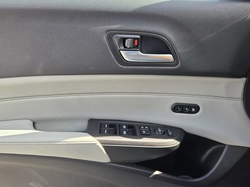 Certified 2025 Hyundai Elantra Sport FWD image 31