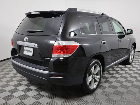 Used 2013 Toyota Highlander Limited image 2