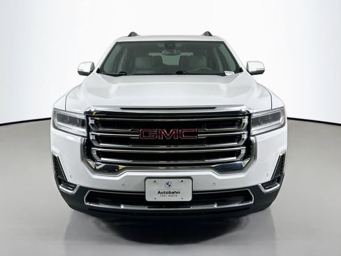 Used 2023 GMC Acadia SLE w/ Driver Convenience Package image 2