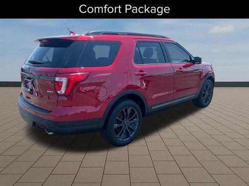 Used 2019 Ford Explorer XLT w/ Equipment Group 202A AWD/4WD image 7