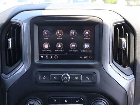 Used 2020 Chevrolet Silverado 2500 Custom w/ Custom Value Package AWD/4WD image 10