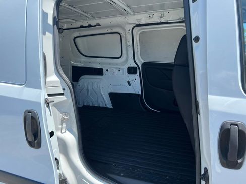 Used 2016 RAM ProMaster City Tradesman w/ Rear Back-up Camera Group FWD image 17