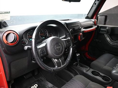 Used 2011 Jeep Wrangler Sport w/ Connectivity Group AWD/4WD image 13