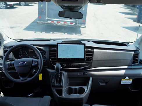 Used 2025 Ford Transit 350 XLT RWD image 24