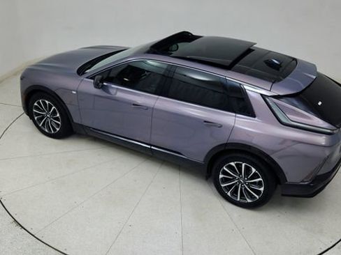 Used 2024 Cadillac Lyriq Sport image 83