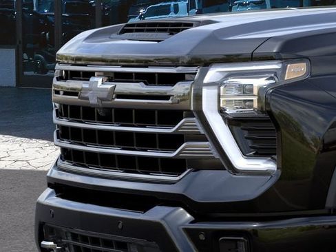 New 2026 Chevrolet Silverado 2500 High Country w/ High Country Premium Package AWD/4WD image 13